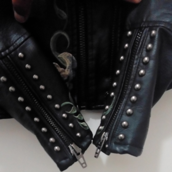 BLANK NYC Embroidered Faux Leather Moto Jacket - Picture 4 of 16